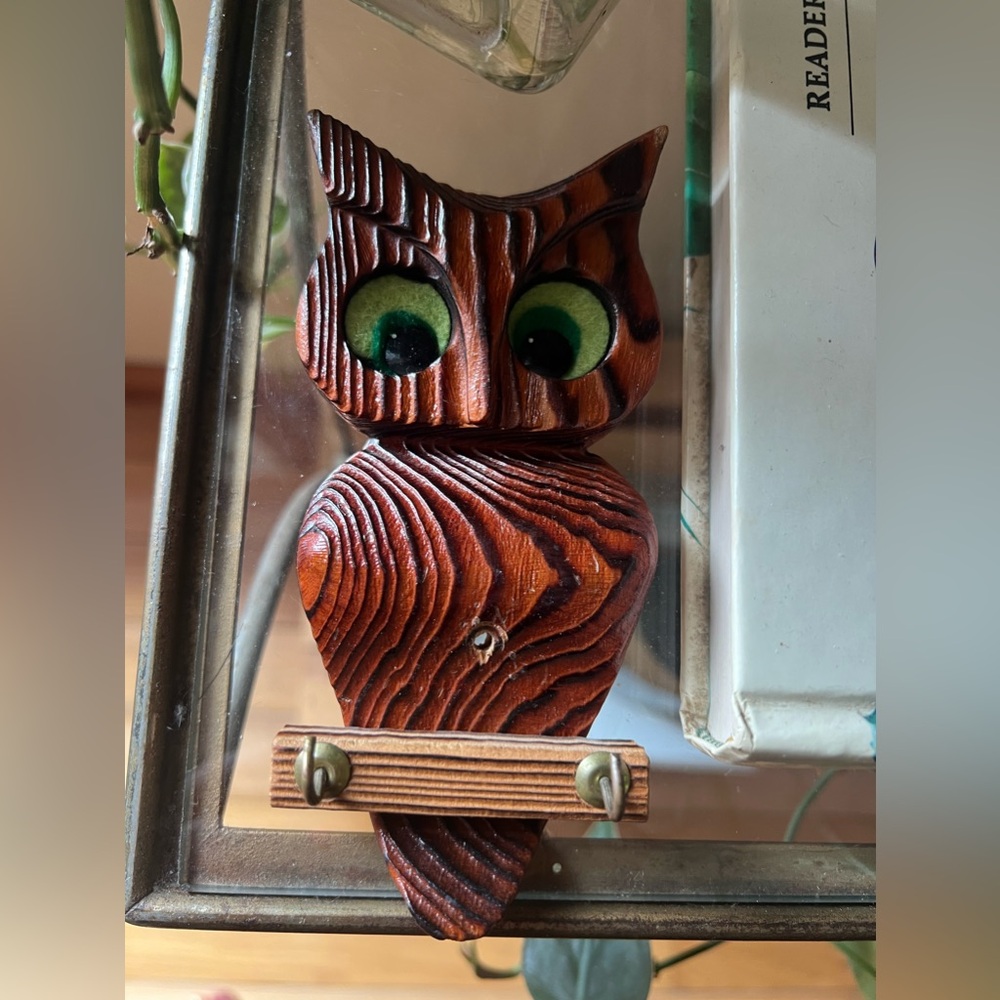 VINTAGE OWL KEY HANGER